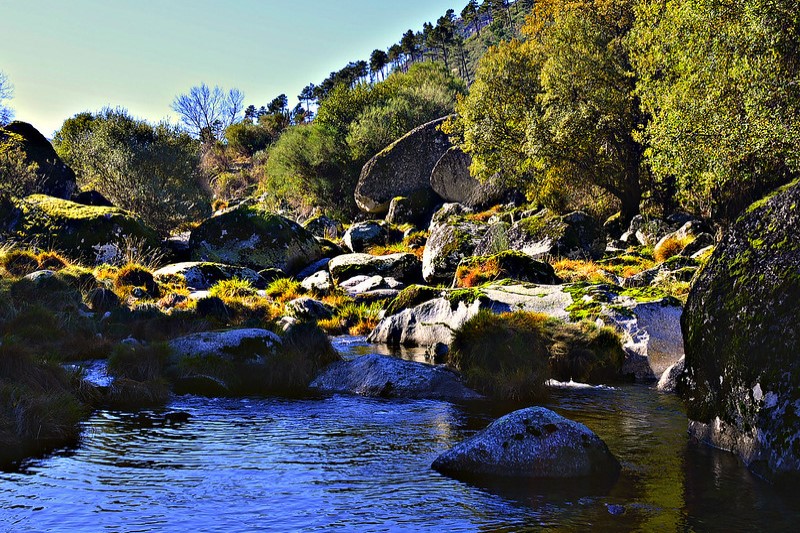 Portugalia | W Serra da Estrela znajdują się trzy źródła rzeki: Alva, Mondego oraz Zezere